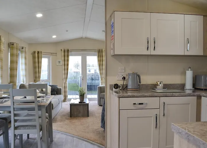Rosies Retreat - Uk46724